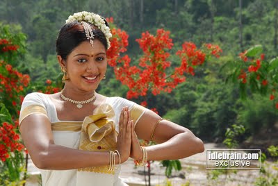 [Gopika+tamil+actress+cute+hot+pictures+(3).jpg]