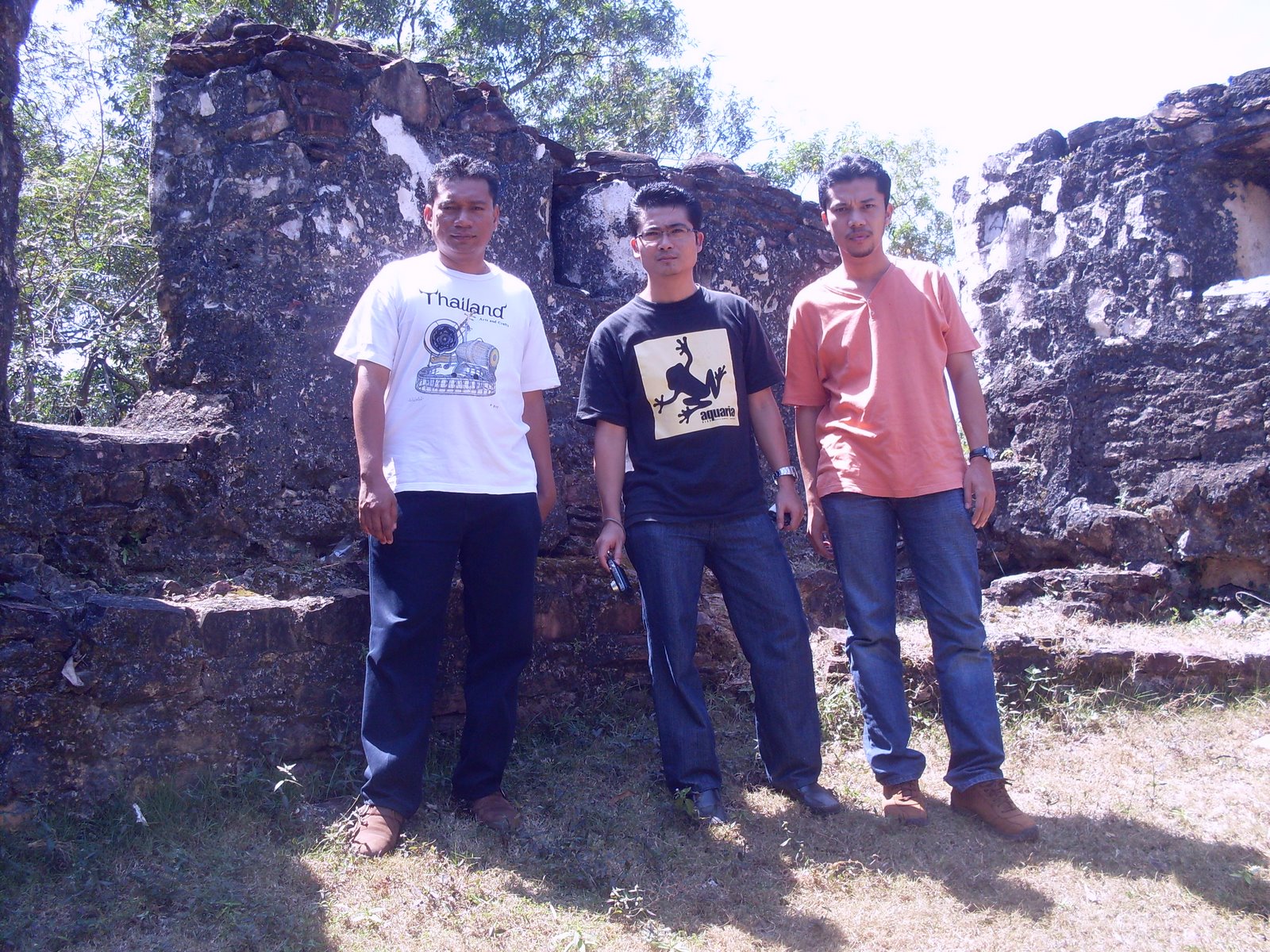 [dikota+singgora.JPG]