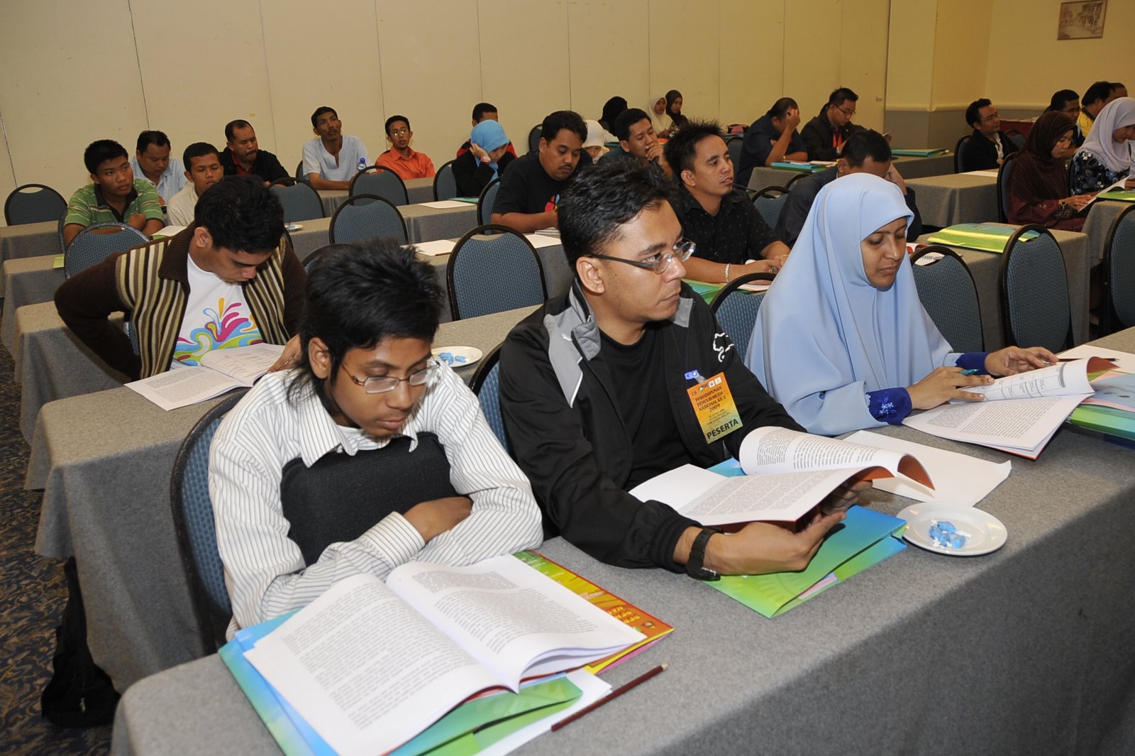 [sk+dari+singapura.JPG]