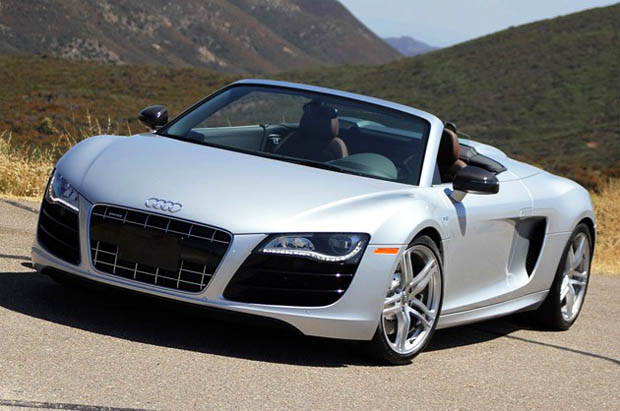 the 2011 Audi R8 Spyder. audi r8 blogspotcom. the 2011 Audi R8 Spyder.