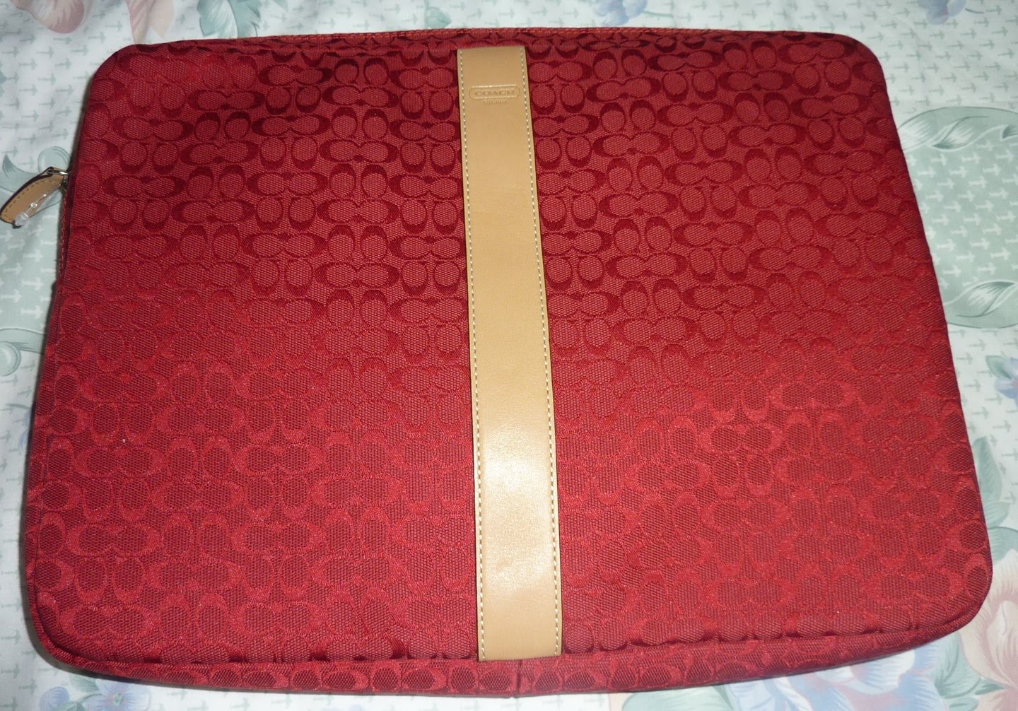 HERMIONE'S CLOSET COACH Laptop Case