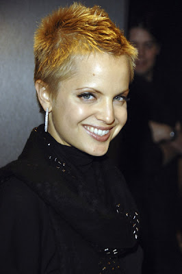 Hair Style Buzz Mena Suvari Short Blonde Hair