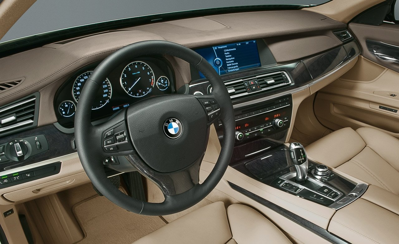 BMW%2B7-Series%2B-%2B1.jpg
