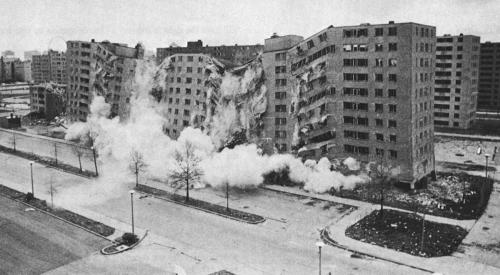 1971 demolition of the Pruitt-Igoe housing project