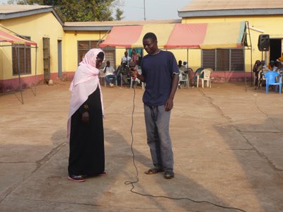 [P1030191_small_mother_son.jpg]