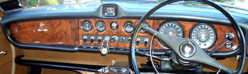 Jaguar_420_dashboard-r.jpg