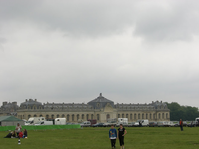 Palais de Chantilly before the races