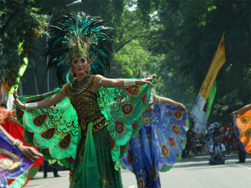 You and Me: Cintai Budaya Indonesia You and Me: Cintai Budaya Indonesia