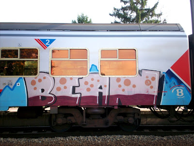 train graffiti artist