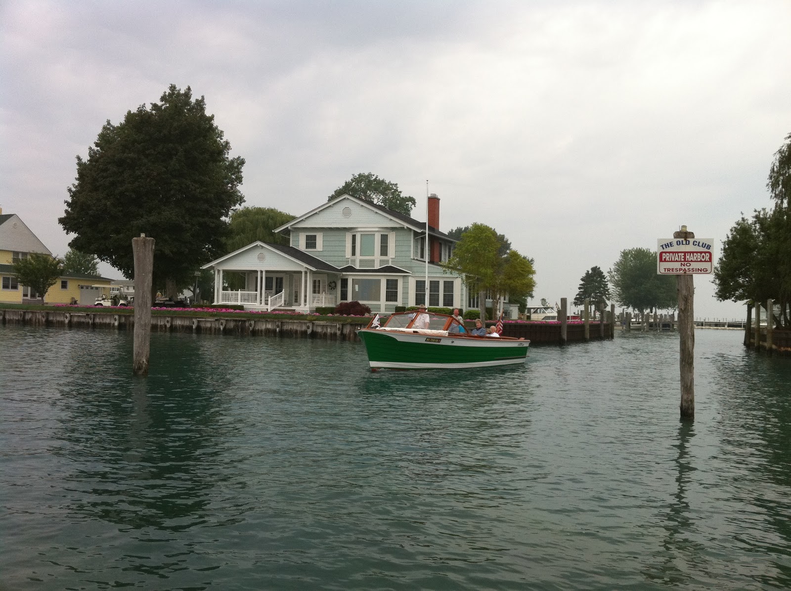 The Enlightenment Of Algonac. Classic Boats / Woody Boater