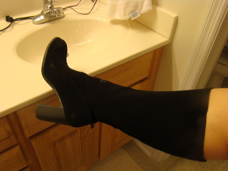 [hooker+boots.jpg]