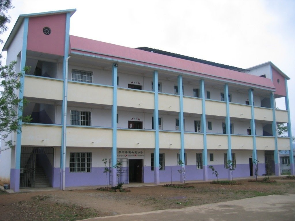 [Orphanage+building+March,+2009.JPG]