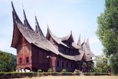 ISTANA PAGARUYUNG