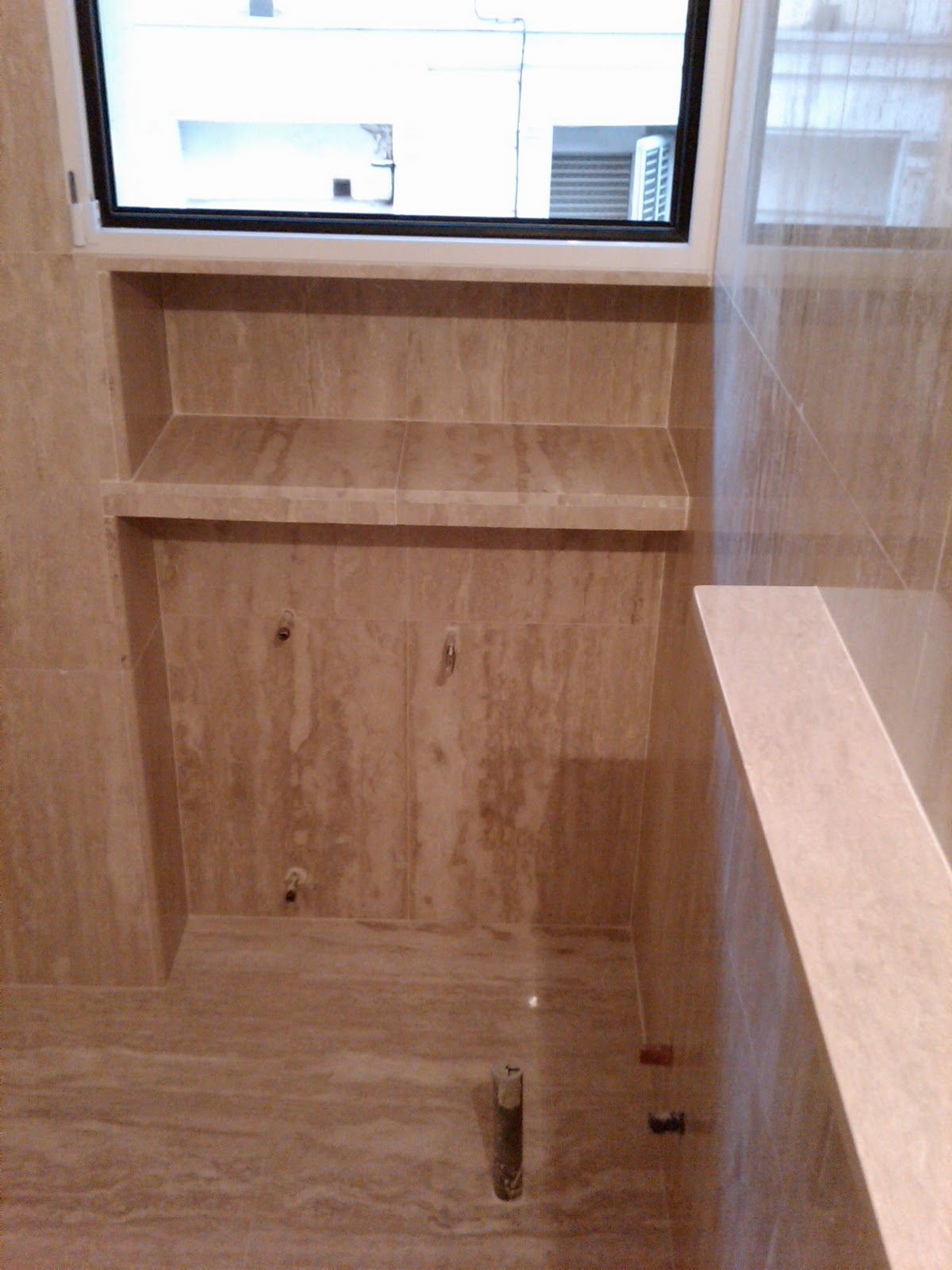 REFORMAS GAFER, S.L.: REFORMA BAÑO MARMOL c/ Dtor. Esquerdo