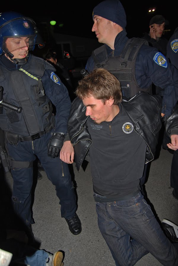 Prosvjed ispred MZO�, 1.12.2009. - 4