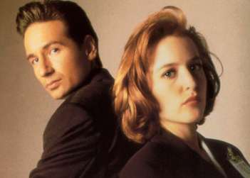 [foxscully.jpg]