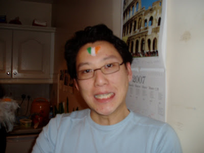 un regard une rencontre un été un sourire un numéro un mail une attente un souvenir