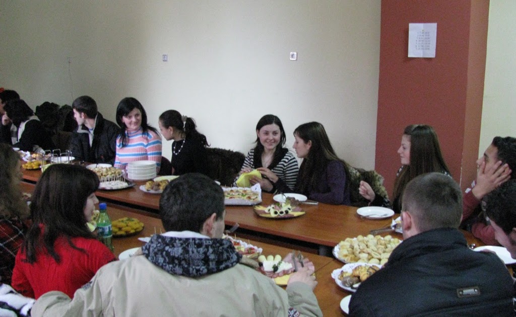 Виртуална разходка из ТВЪРДИЦА / ТВАРДИЦА На гости в Своге(България)