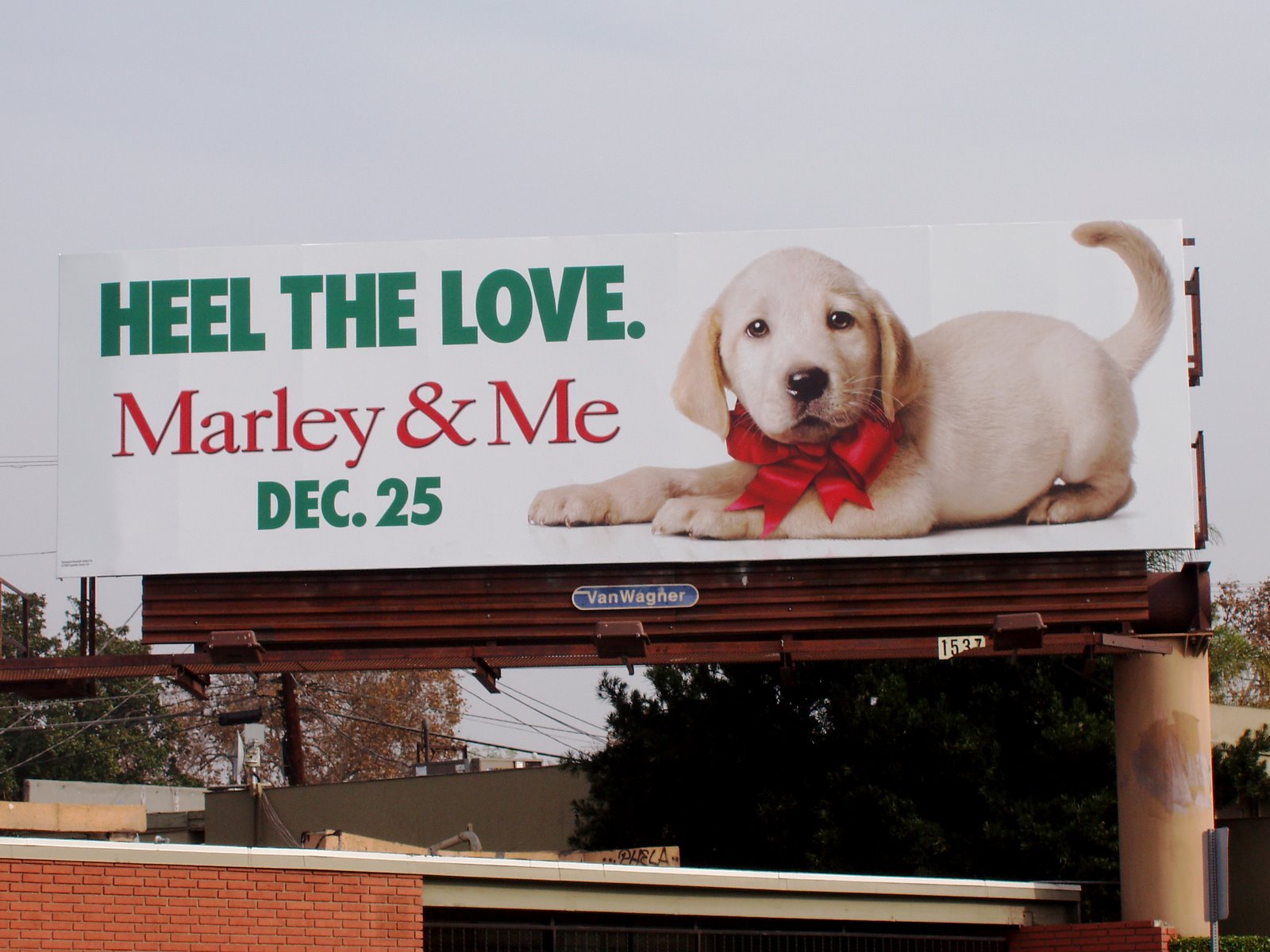 [Marley+&+me+movie+billboard.JPG]