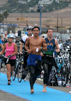 Mario Lopez in his wetsuit at Malibu Triathlon