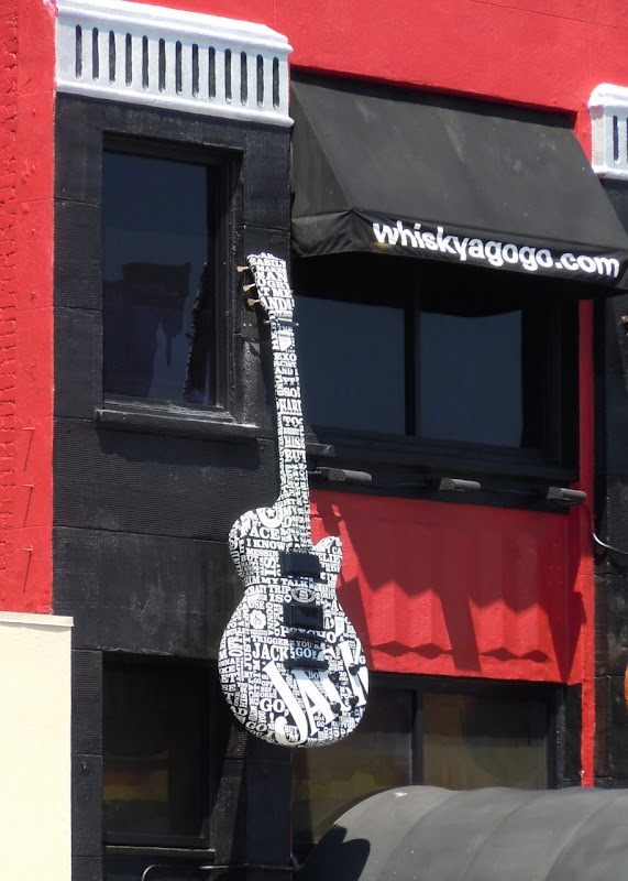Trigger Happy Jack GuitarTown sculpture
