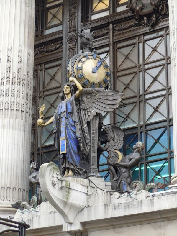 Selfridges clock angel