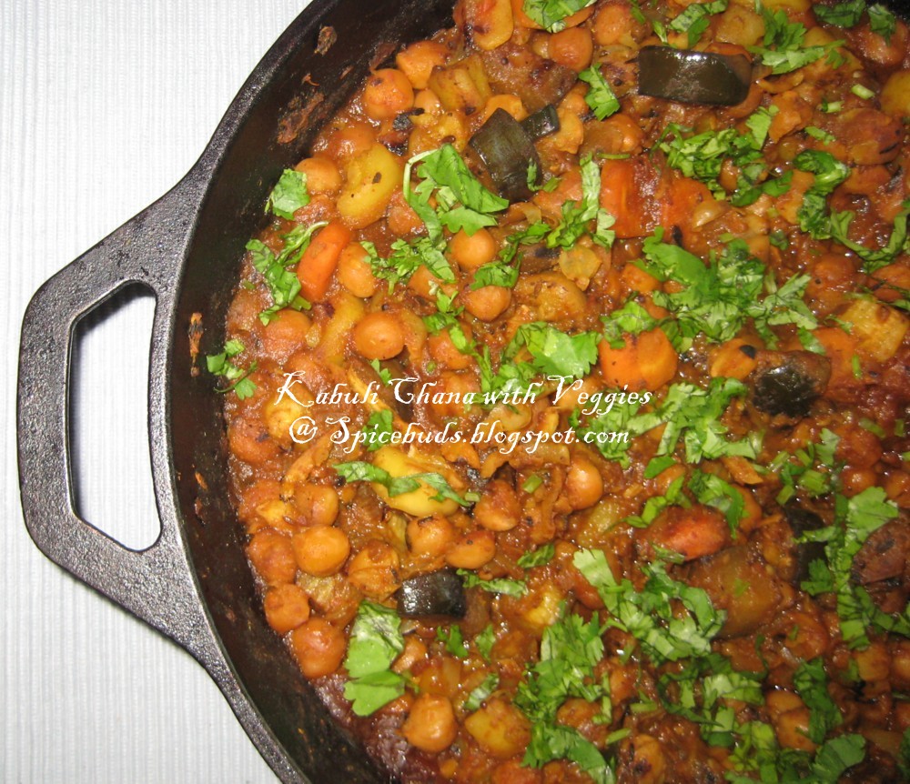 SpiceBuds..... Spicy Kabuli Chana/Chickpeas with Veggies