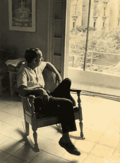[v_pinera_sillon.gif]