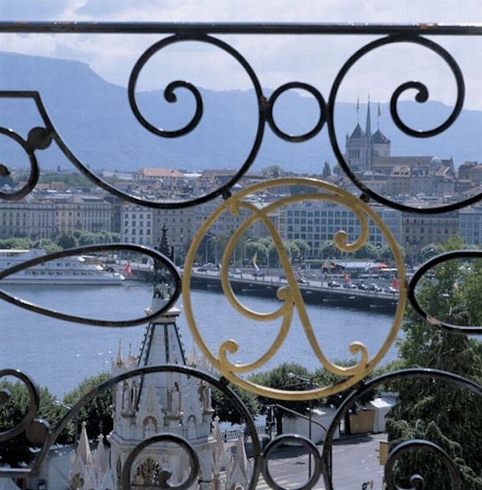 CHILL BOX OF PICS Most Expensive Hotel Rooms in the World