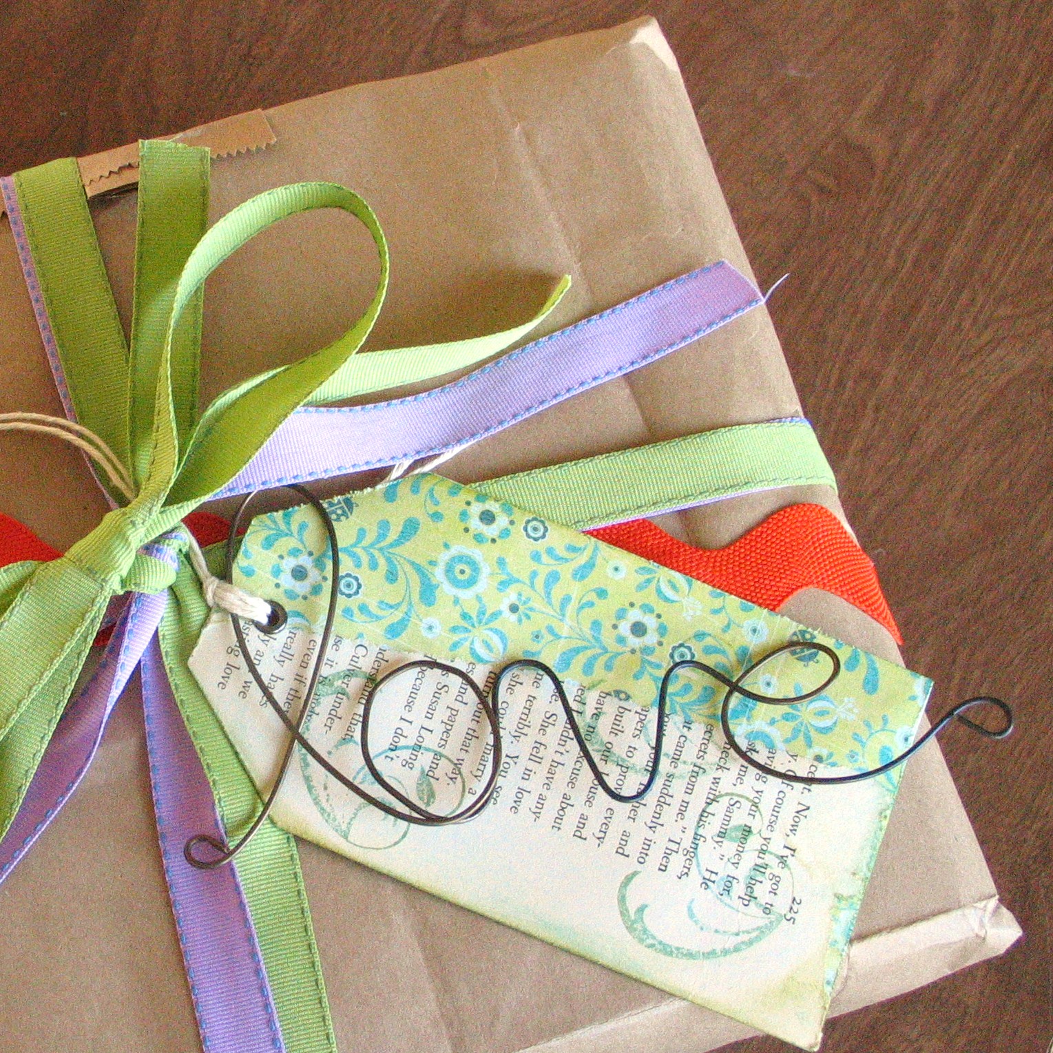 Art as Usual Easy Gift Wrap Ideas from your Recycling