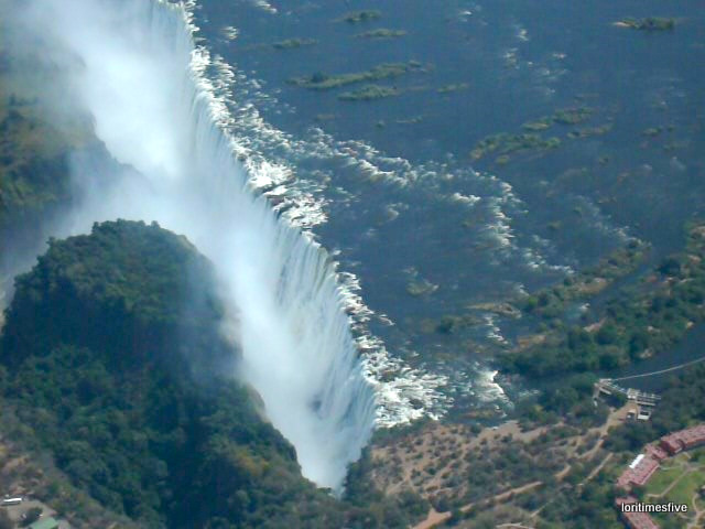 [Vic+Falls-12.JPG]