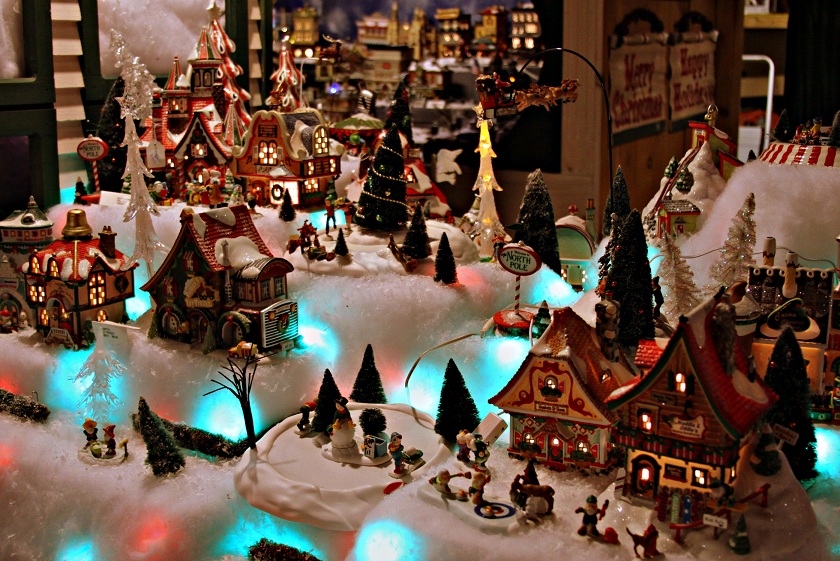 J.w. ocker: the christmas loft: christmas in under 11,000 square feet J.W. Ocker: The Christmas Loft: Christmas in Under 11,000 Square Feet