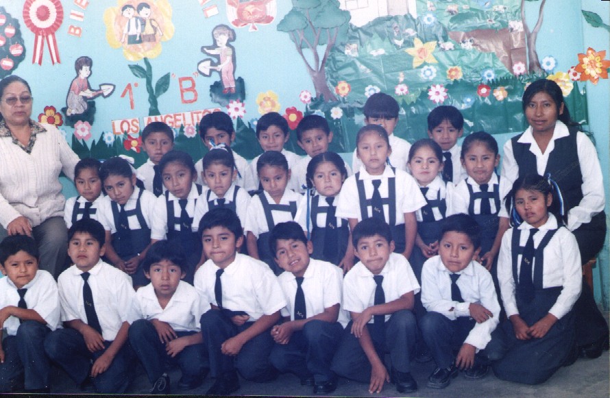 NIÑOS TELLINOS TRABAJANDO DIGITALMENTE