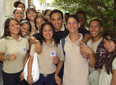 UNE abre las puertas a los futuros profesionales