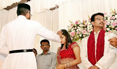 [Karthika+Marriage+Engagement+Photos_+stills_pics+_9_.JPG]