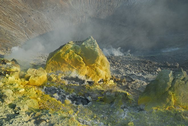 Acceso restringido al cráter...