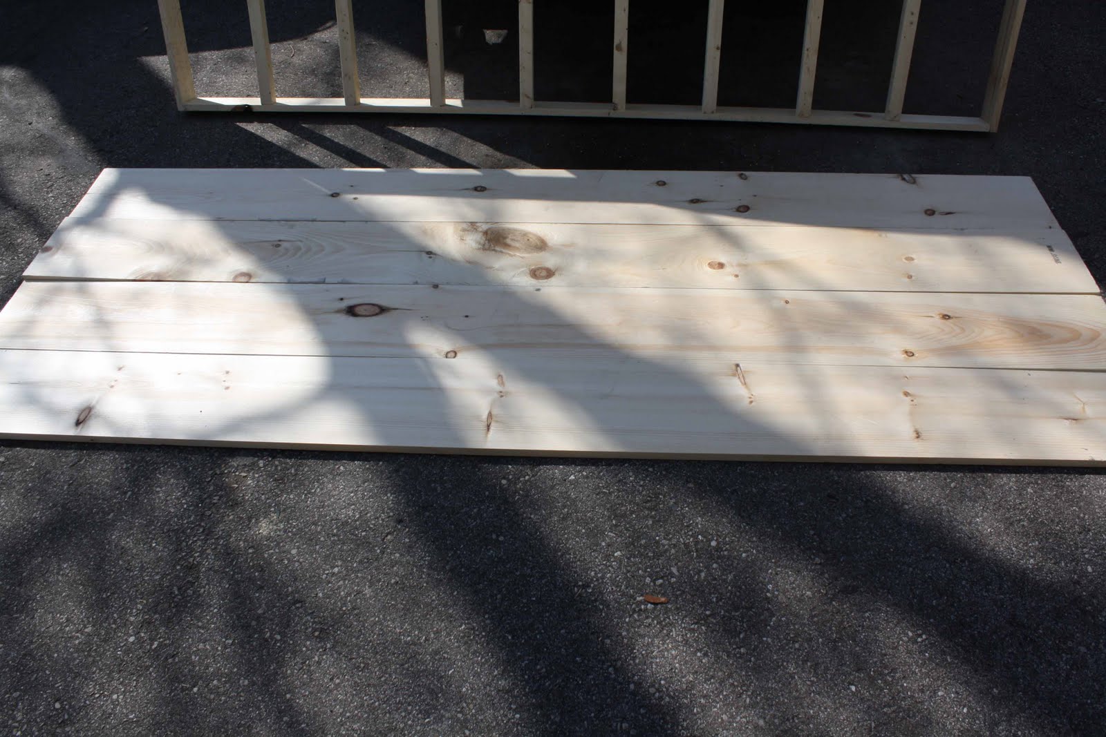 =*Superwoman*= Knock Off Wood Patio Table