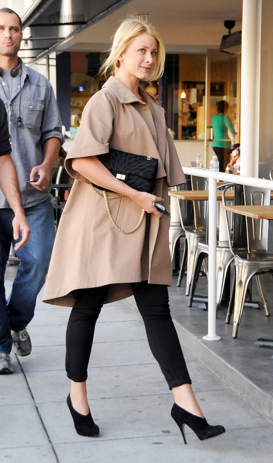 Lo Bosworth Pictures