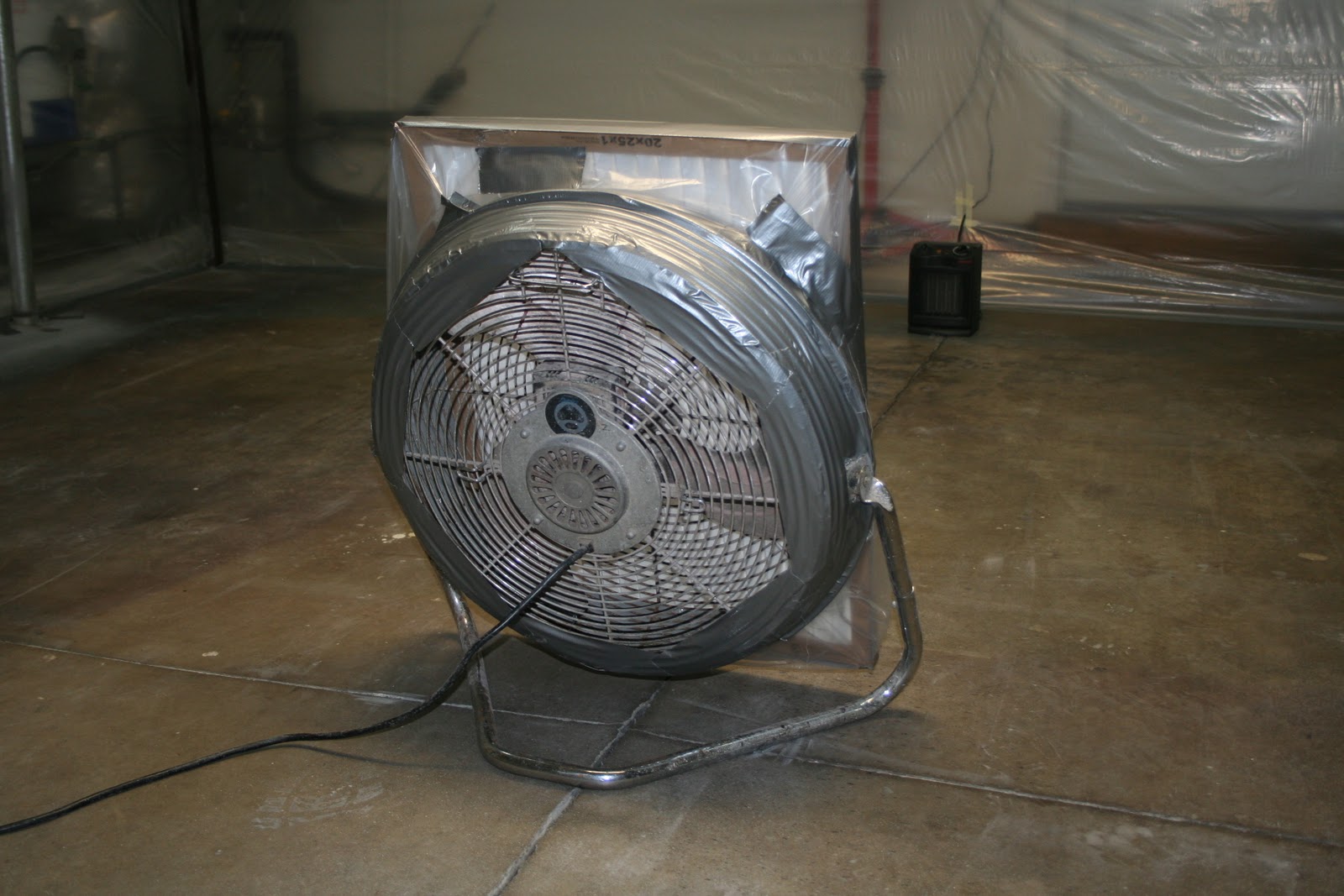 Repainting My 1983 Porsche 944 Building a DIY SprayBooth in the garage