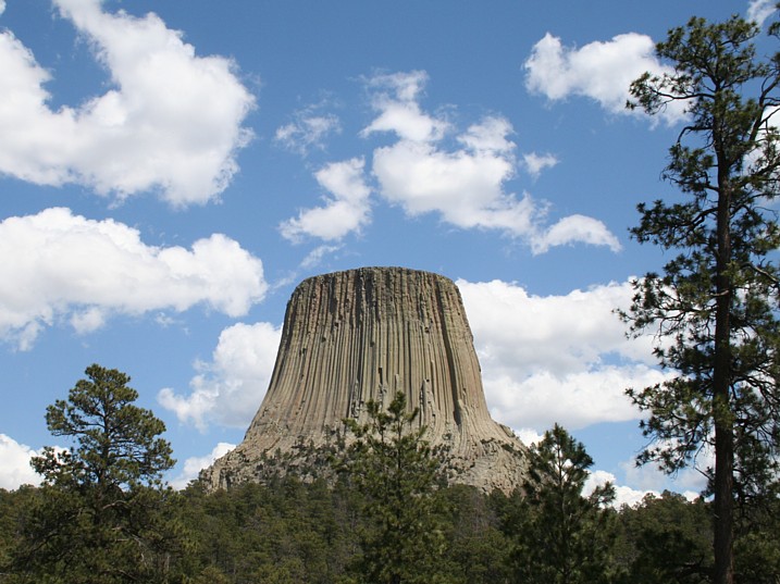 [devils_tower_3.jpg]