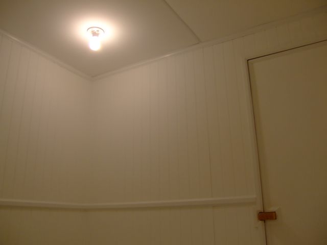 [OCMA2008CB013.jpg]