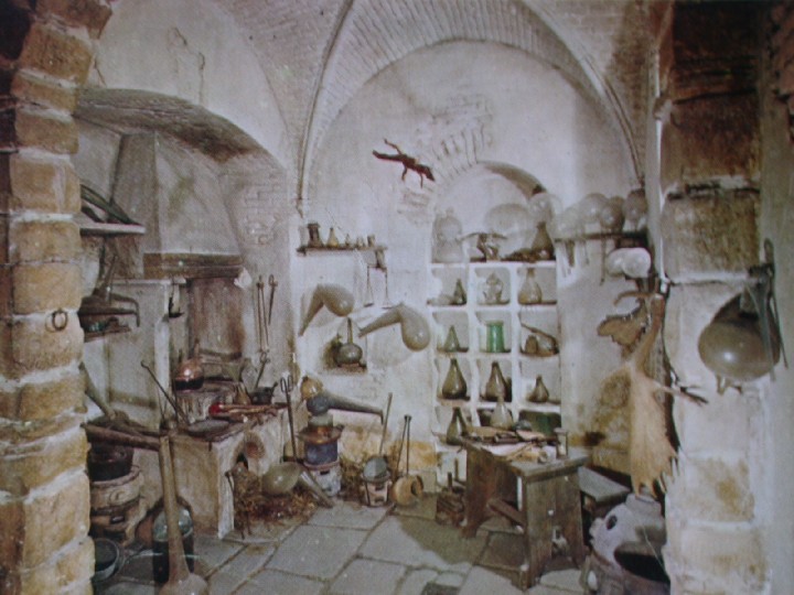 [farmacia6.jpg]