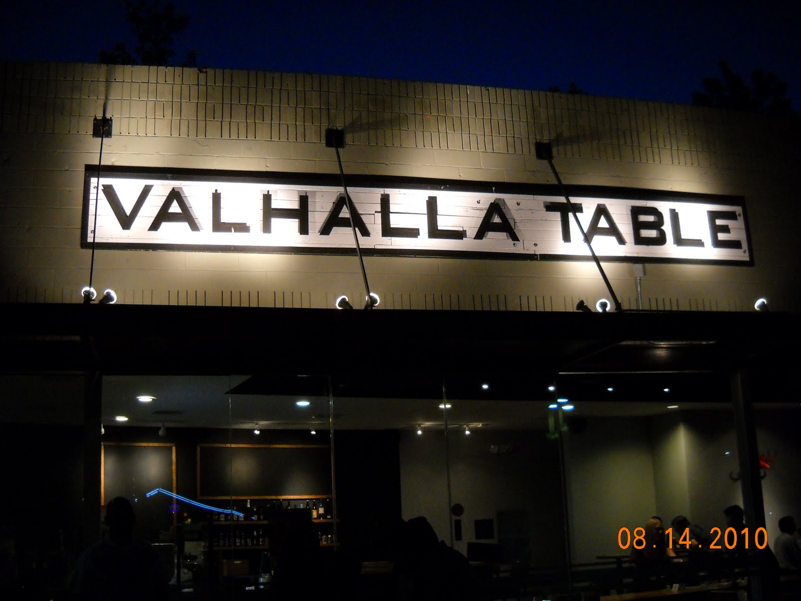 Eating My Way Through OC Viking Feast at Valhalla Table?
