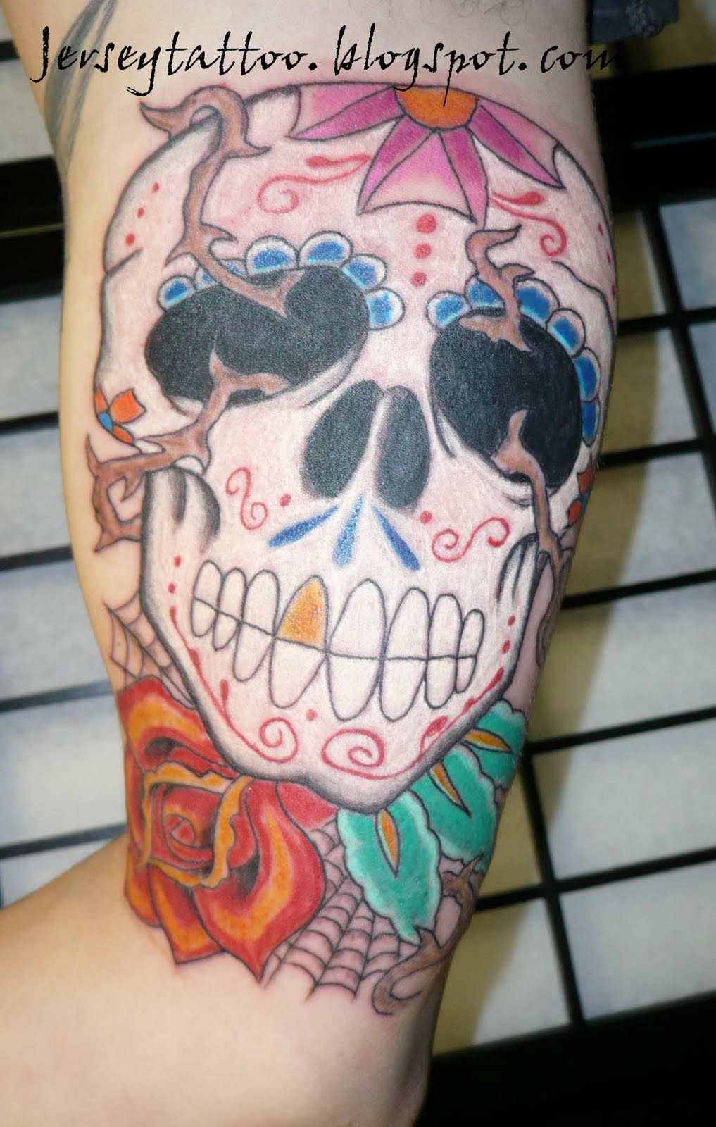 [Sugar+skull+with+rose.jpg]