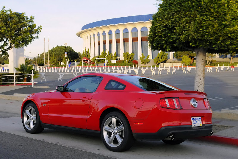 2011 Ford Mustang Wallpaper. 2011 Ford Mustang GT Wallpaper