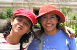 Ibu & Laras 2006