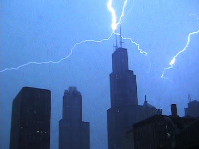 Sears+tower+lightning+byChristopher+Gazdic.jpg