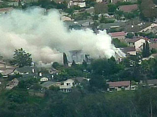 f-18 crashes into residential neighborhood in san diego