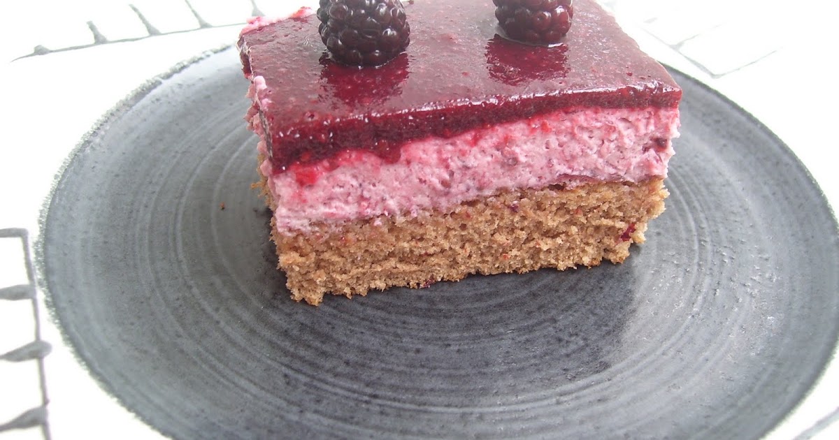 UN POCO DE TODO PASTEL DE MORAS