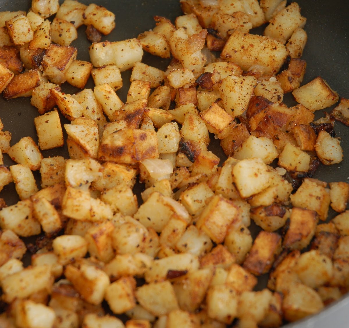 Vegan Smoky Fried Potatoes